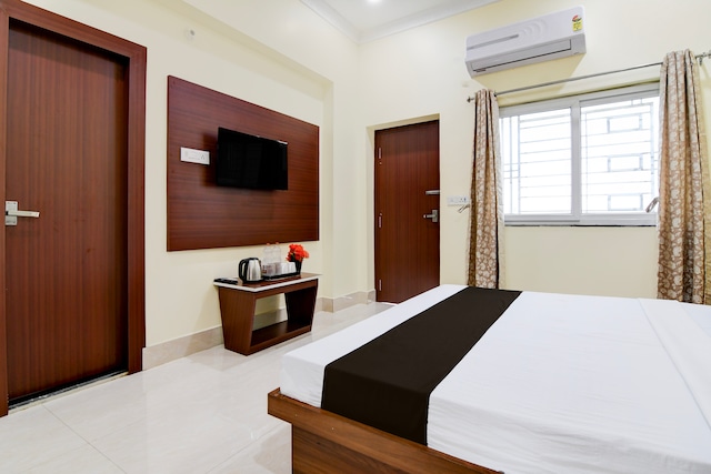 HOTEL O GATHABANDHAN