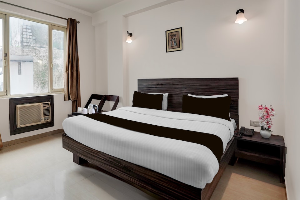 Collection O Vaishno Devi Temple Formerly Hotel The Leaf, Katra cluster, Katra
