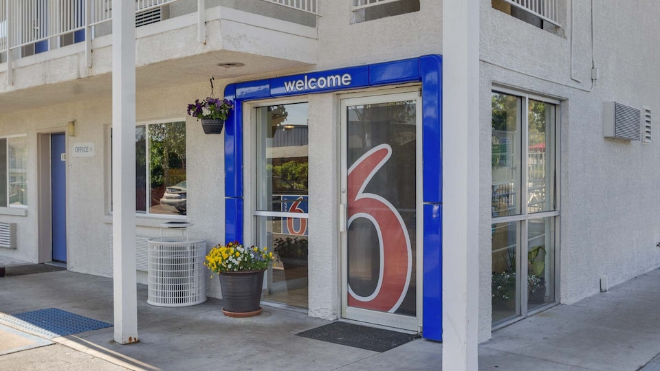 Motel 6 Lakewood, CO, Lakewood CO, Lakewood CO