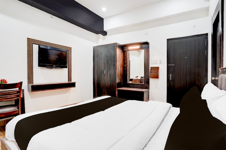 Palette Hotel and Resort Sarnath Temple, Cantonment, Varanasi