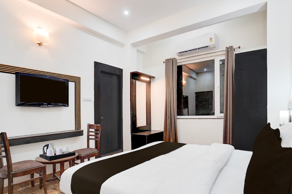 Palette Hotel and Resort Sarnath Temple, Cantonment, Varanasi