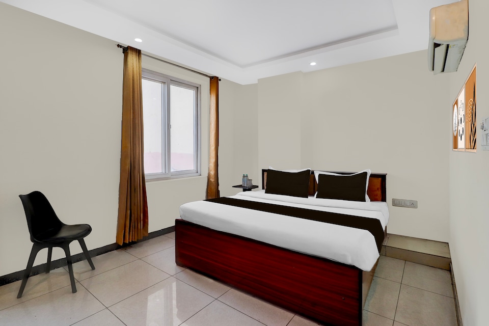 Hotel O Sanskriti Hotel, Dehradun Railway Station, Dehradun