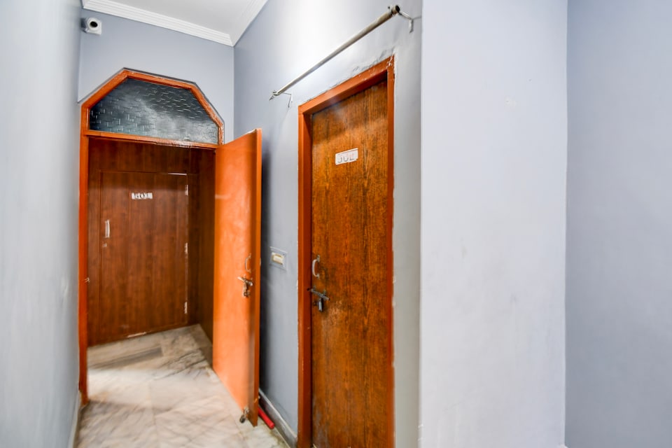 HOTEL O STAY INN, Airport Lucknow, Lucknow