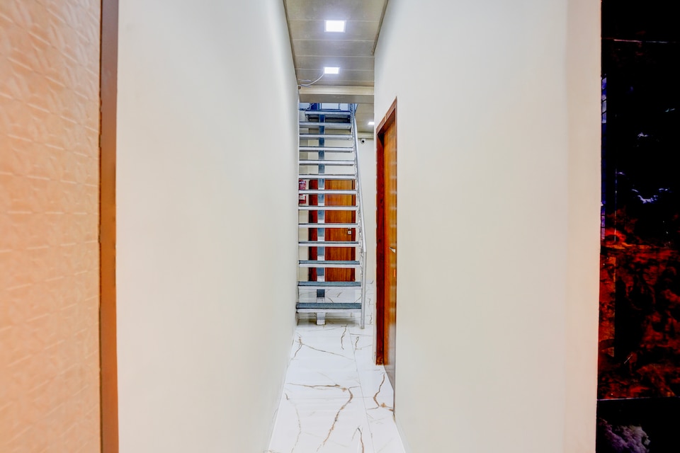 HOTEL O MM RESIDENCY, Mumbai CST-Churchgate-Colaba, Mumbai