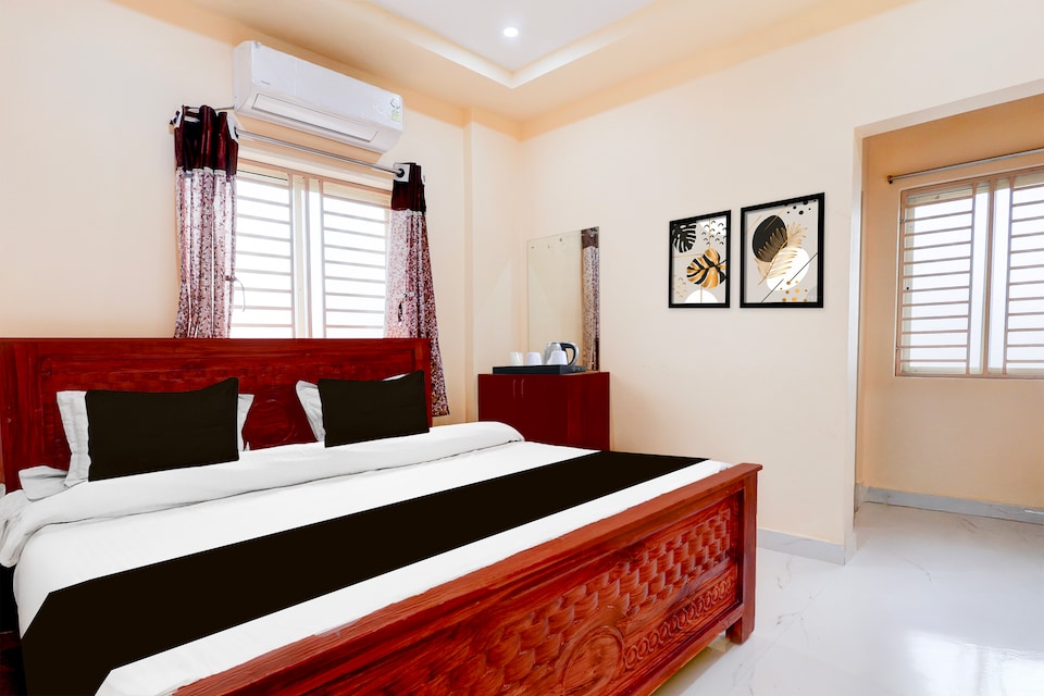 Super Collection O Vizag Water World Park Formerly KBR Royal Function Hall, Nad Visakhapatnam, Visakhapatnam