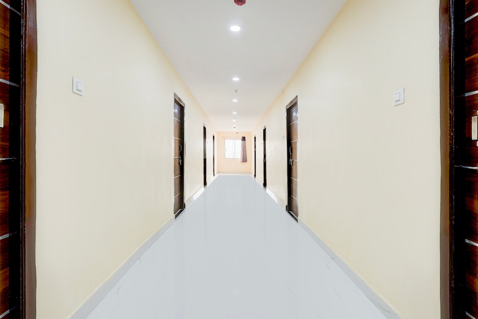 Collection O Vizag Water World Park Formerly KBR Royal Function Hall, Nad Visakhapatnam, Visakhapatnam