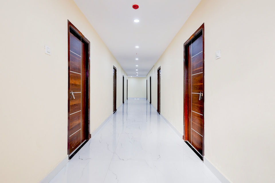 Collection O Vizag Water World Park Formerly KBR Royal Function Hall, Nad Visakhapatnam, Visakhapatnam