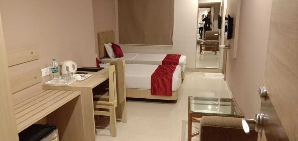 Townhouse Oak Hotel Nisarga MP Nagar Bhopal, MP Nagar Bhopal, Bhopal