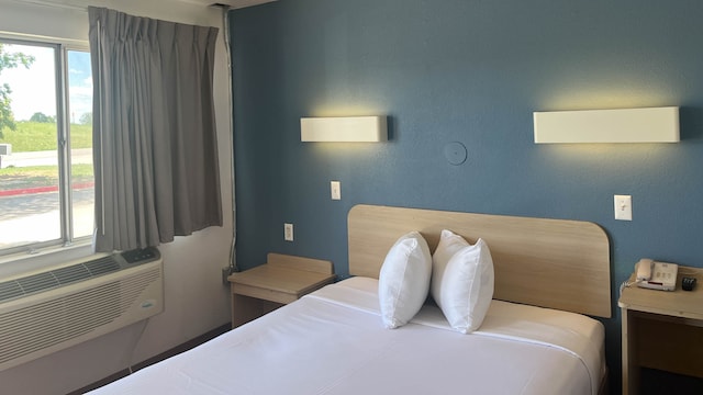 1 Cama Queen | Acceso móvil, bañera, sin humo, microfrigorífico