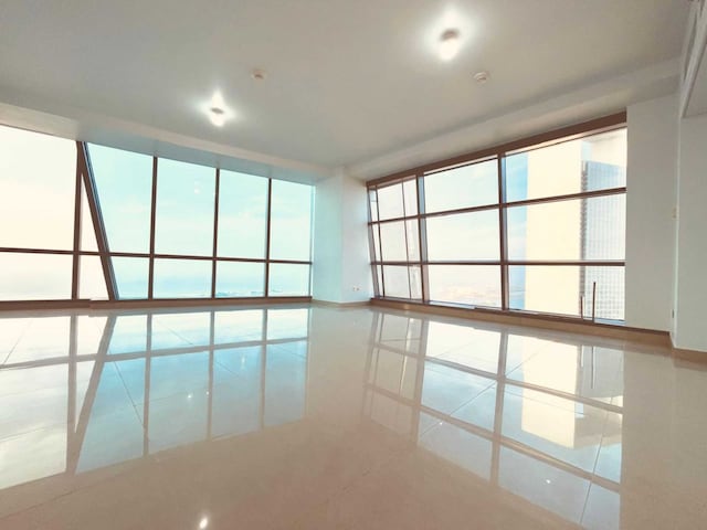 OYO HOME 1543 2bedroom Apartment With Fully Sea View