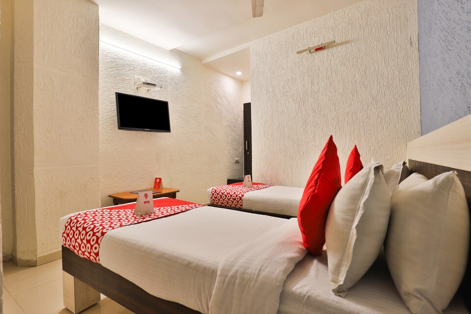 OYO 2265 Hotel Jasmine, Ashram Road Ahmedabad, Ahmedabad