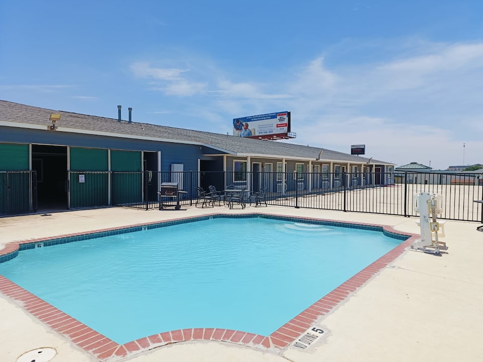 Hotel O Bien Venido Pearsall I-35, C78009, Pearsall TX