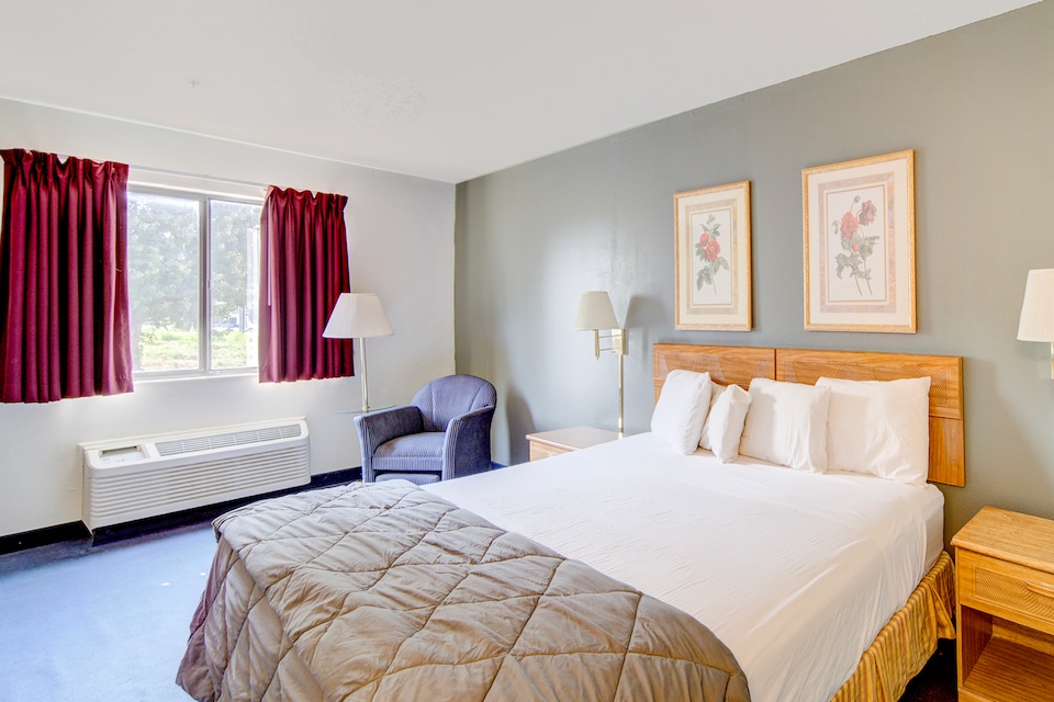 Capital O Amerihost Inn and Suites Fulton Hwy 54 MO, Fulton, MO, Fulton, MO