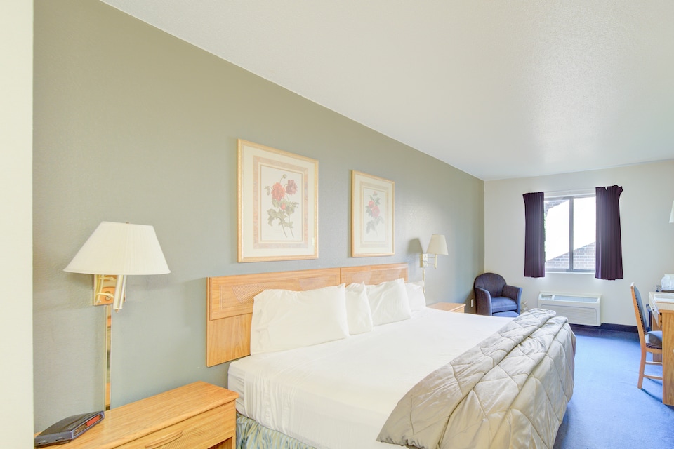 Capital O Amerihost Inn and Suites Fulton Hwy 54 MO, Fulton, MO, Fulton, MO