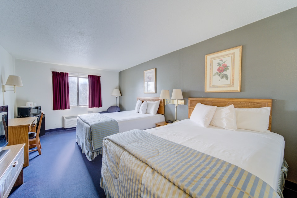 Capital O Amerihost Inn and Suites Fulton Hwy 54 MO, Fulton, MO, Fulton, MO
