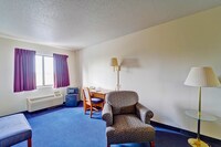 Capital O Amerihost Inn and Suites Fulton Hwy 54 MO
