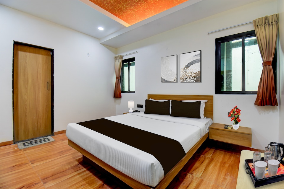 Townhouse Balewadi Stadium Pune Formerly Hotel Sarovar, Baner Pune, Pune