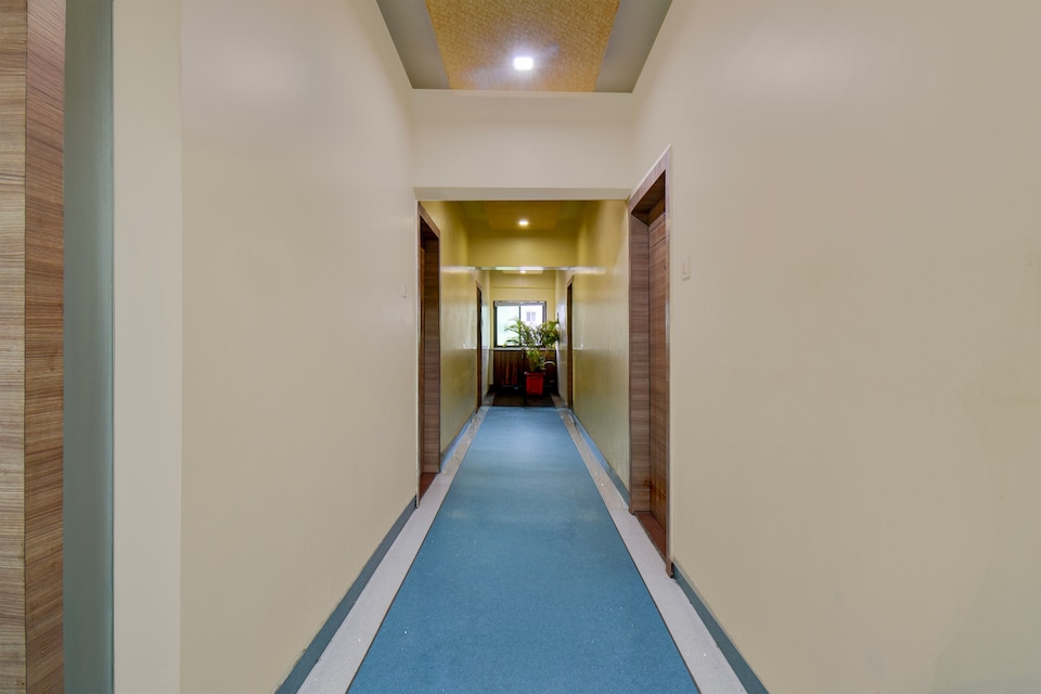 Townhouse Balewadi Stadium Pune Formerly Hotel Sarovar, Baner Pune, Pune