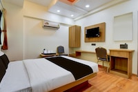 Super Townhouse Balewadi Stadium Pune Formerly Hotel Sarovar
