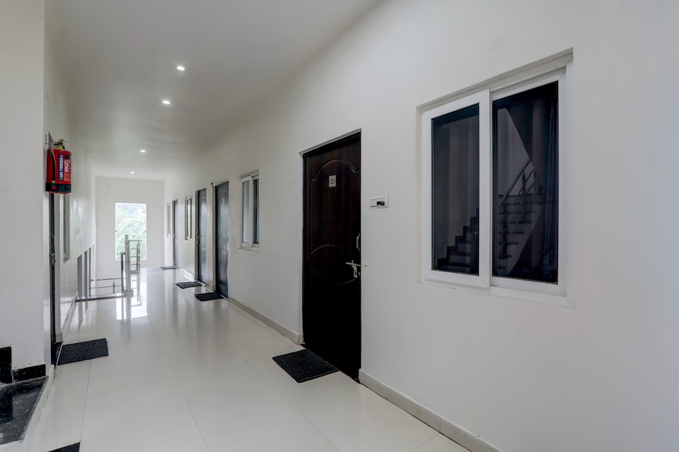 SPOT ON Sahai Lodge, Cluster Barabanki, Barabanki