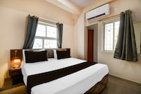 Super Townhouse Kumhrar Archeological Park Formerly Hotel Karuna Palace
