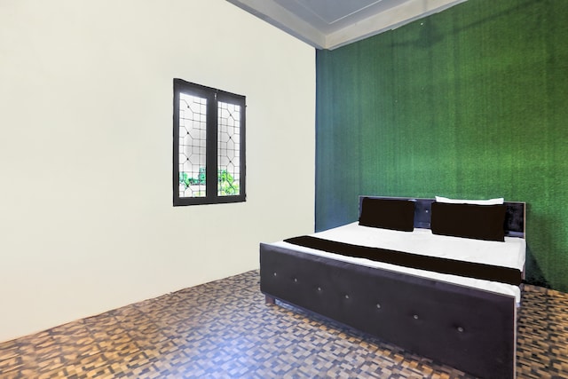 Hotel O VS Palace