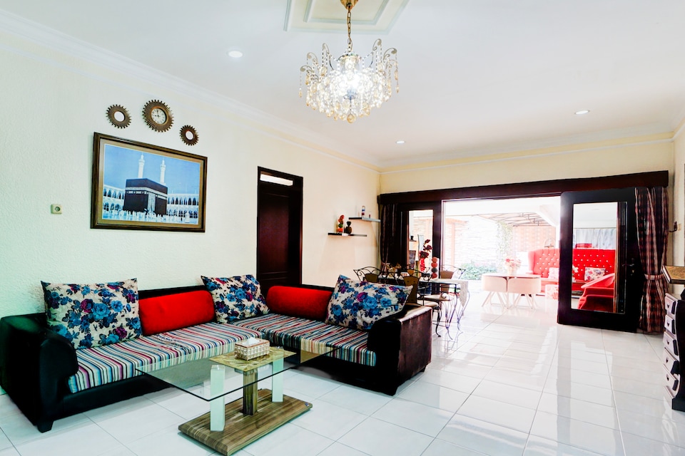 OYO Life Arjuna Guest House Syariah, Malang Malang, Malang