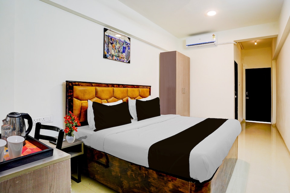 Townhouse Vangani Railway Station Formerly Hotel Chadha, Mumbai-Kalyan-Bhiwandi- Badalapur, Mumbai