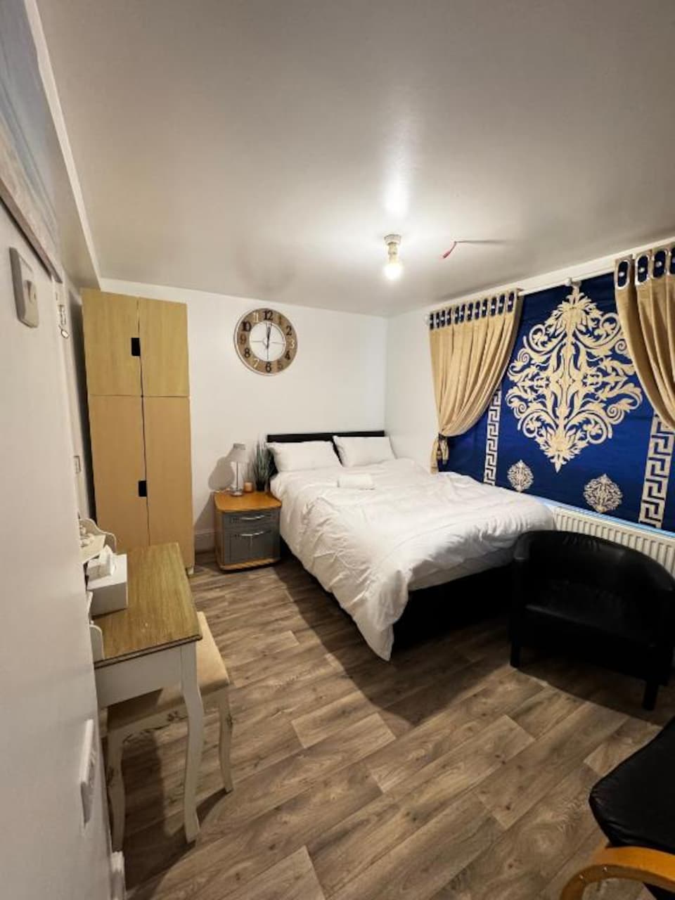 OYO Unique Guestroom - Farnworth, Easy Access to Bolton, Bolton (North England), Bolton