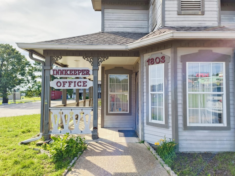 Hotel O Victorian Inn Athens TX, Athens, TX, Athens, TX