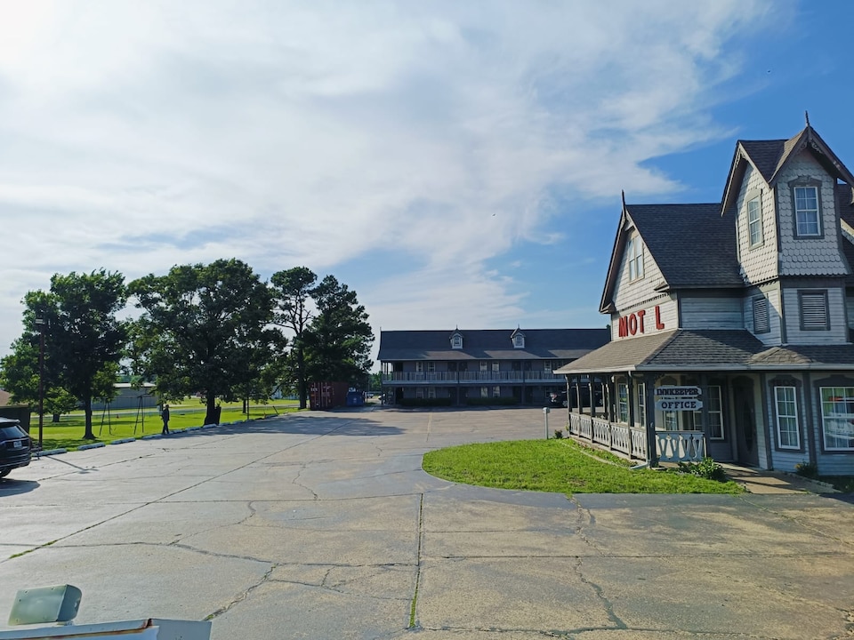 Hotel O Victorian Inn Athens TX, Athens, TX, Athens, TX