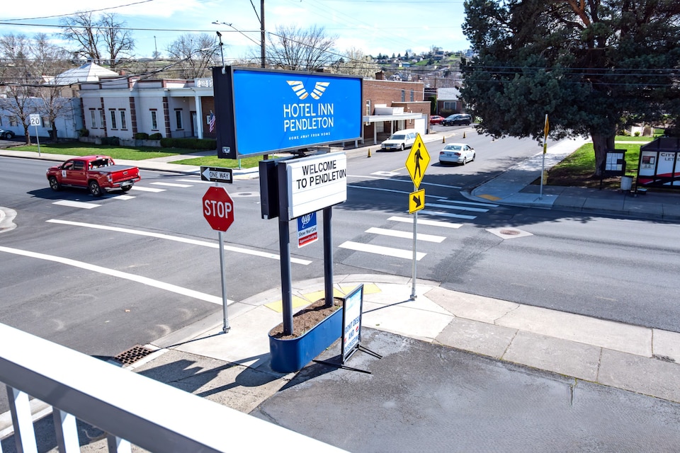 Hotel Inn Pendleton I-84, C97801, Pendleton OR