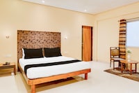 Hotel O Tiranga Residency