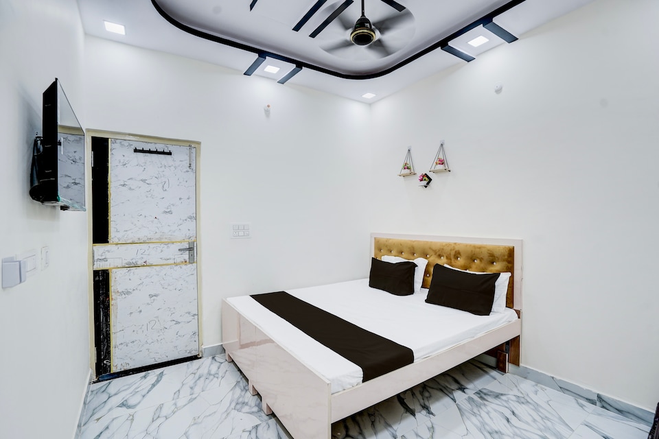 Hotel O Love Birds In, Vikas Nagar Lucknow, Lucknow