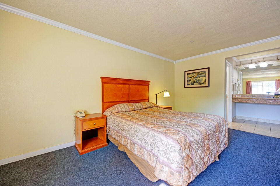 Capital O Stevenson Inn Riverside, Stevenson WA, Stevenson WA