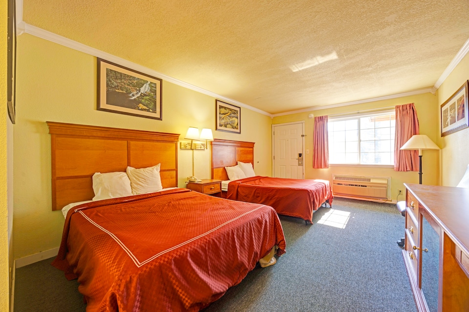 Capital O Stevenson Inn Riverside, Stevenson WA, Stevenson WA