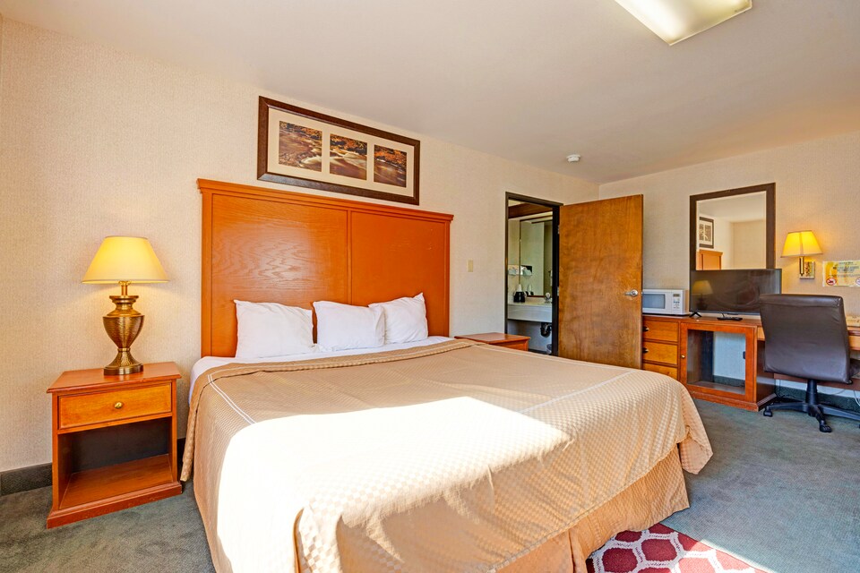 Capital O Stevenson Inn Riverside, Stevenson WA, Stevenson WA