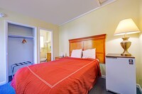 Capital O Stevenson Inn Riverside