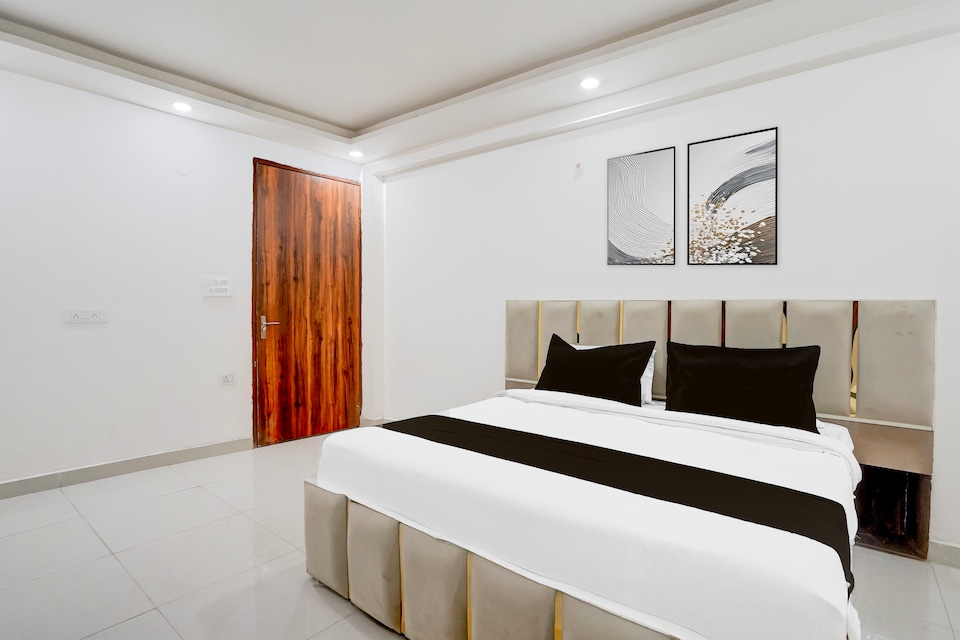 Hotel O Oshiva Stay, Noida City, Noida
