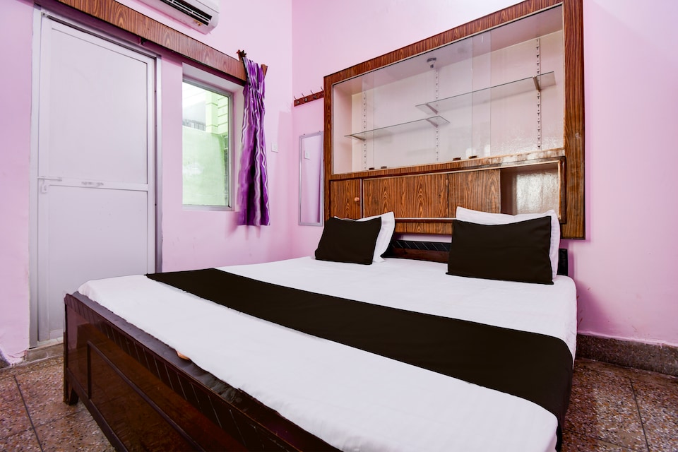 Hotel O Shivay Residency, Sigra, Varanasi