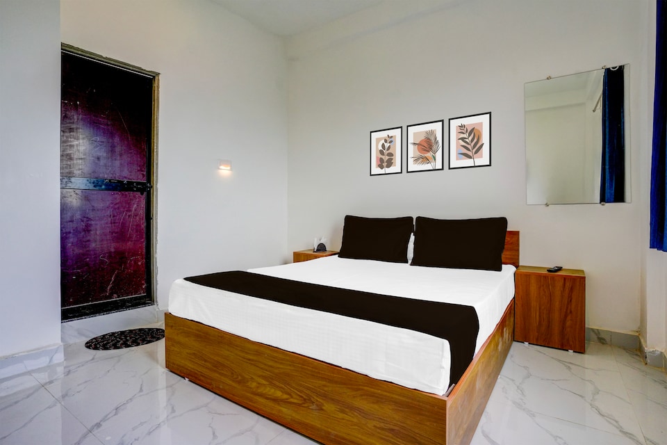 Hotel O LV INN, Hingna Road Nagpur, Nagpur
