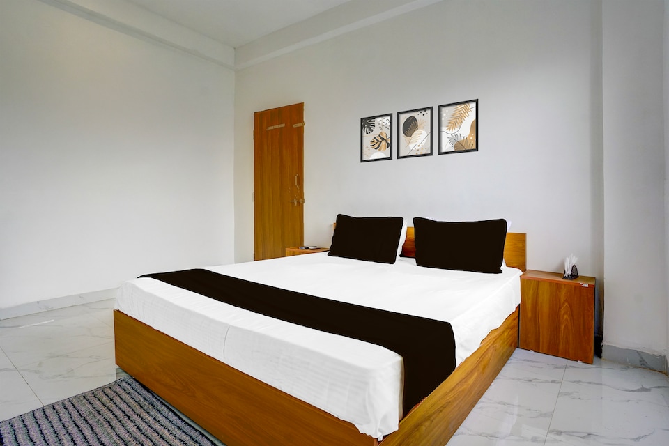 Hotel O LV INN, Hingna Road Nagpur, Nagpur