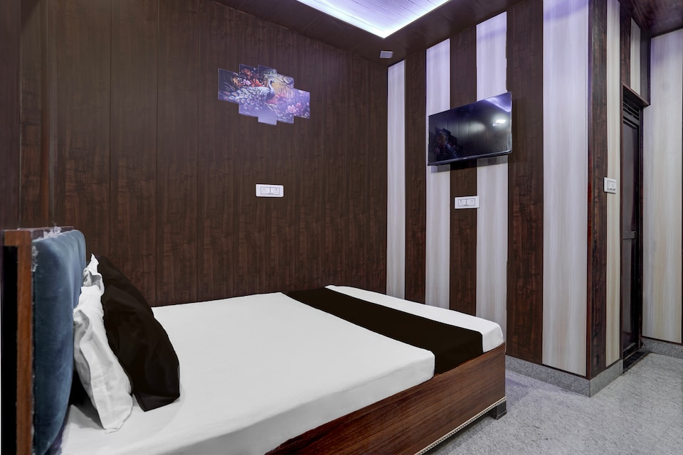 SPOT ON Hotel Sky Inn, SGPGI Lucknow, Lucknow