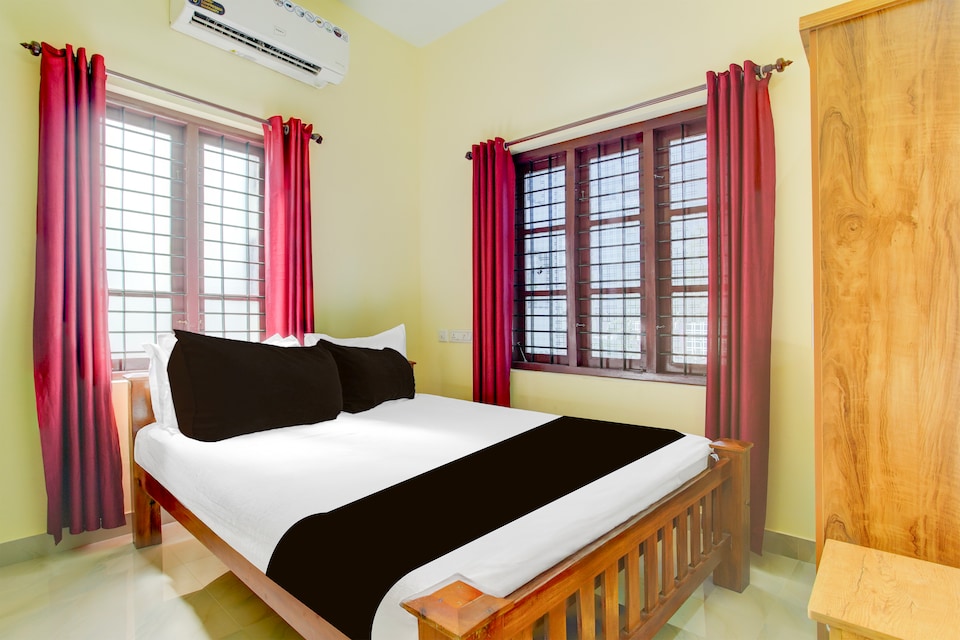 Hotel O Heaven Home Stay, Thampanoor Trivandrum, Trivandrum