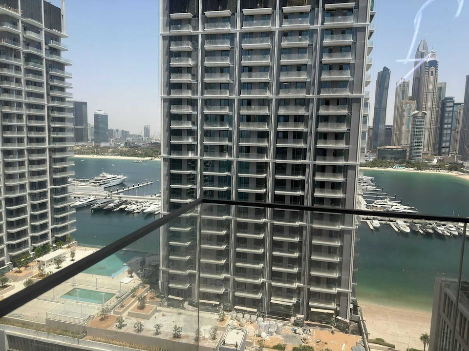 OYO HOME 1546 1 BHK Palm Beach View, Bur Dubai, Dubai