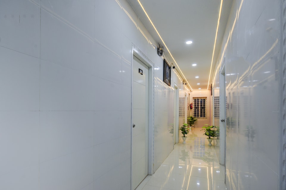 HOTEL O GENZ LAVISH SYAYS, Kukatpally, Hyderabad