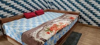 SPOT ON HOTEL SHRI BANKE BIHARI RESIDENCY