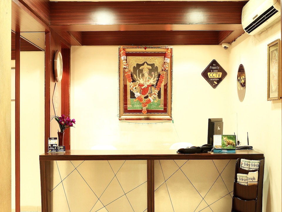 OYO 469 Hotel Check In Check Out, Alipore Kolkata, Kolkata