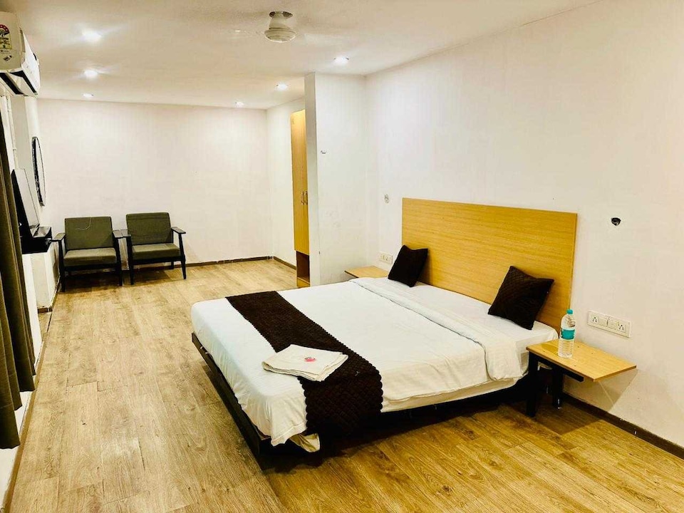 Townhouse Royal Adress Nearest Parthala Chowk New, Noida City, Noida