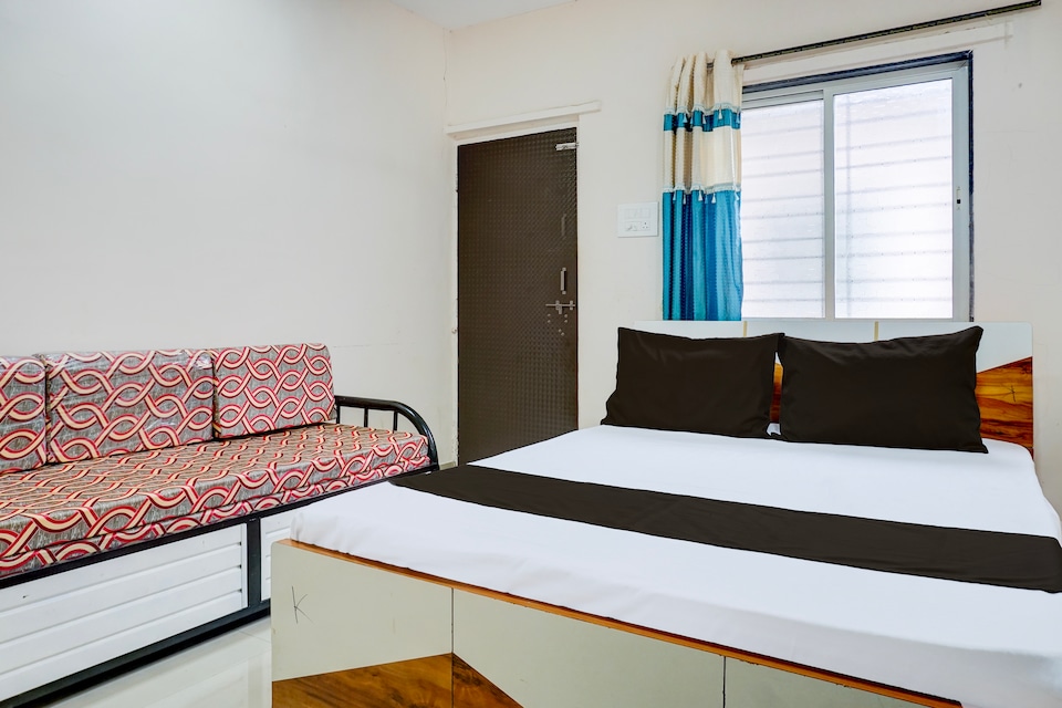 Hotel O Sahara Guest House, Viman Nagar, Pune